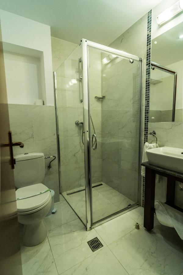 Hotel Royal Urziceni Esterno foto